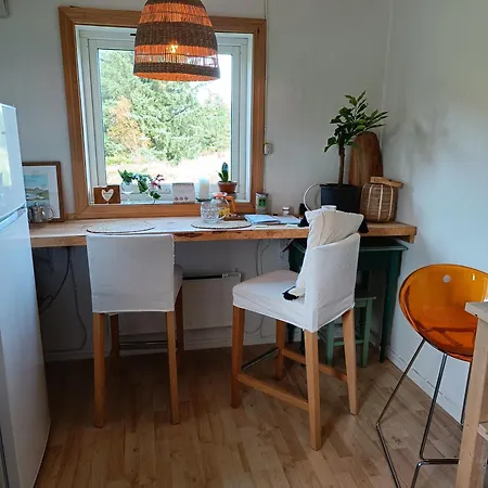 Rum i privatbostad Vakker Perle Naer Sjoen